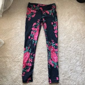 Albion Fit Floral Leggings In Size Small